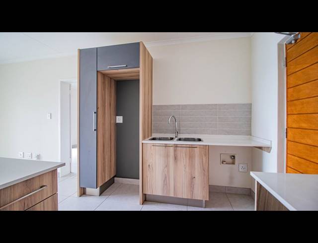 1 BEDROOM APARTMENT FOR SALE IN LINBRO PARK